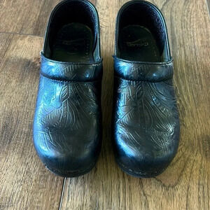 Dansko shoes Black Size 38. US 7.5